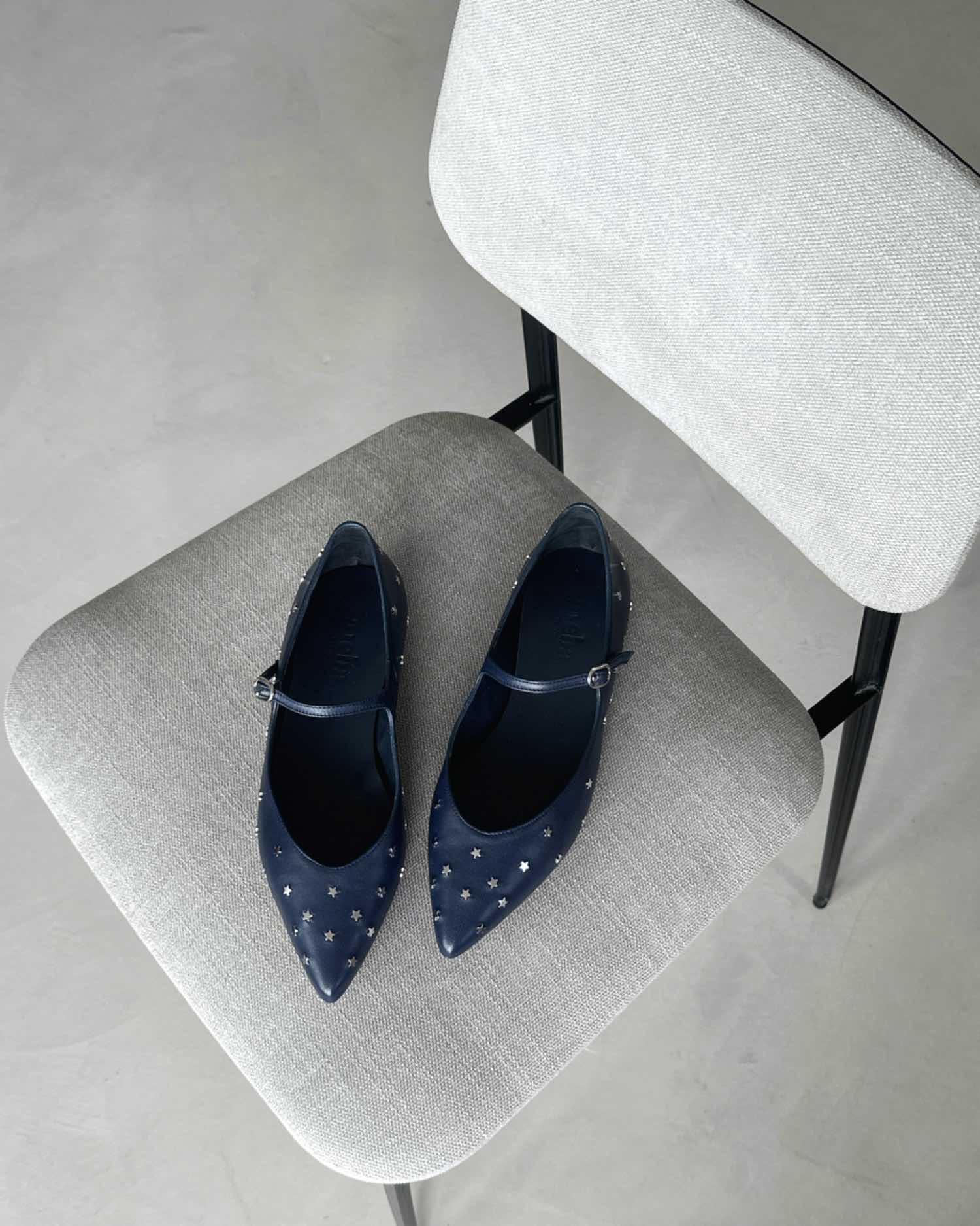 Paris star blue