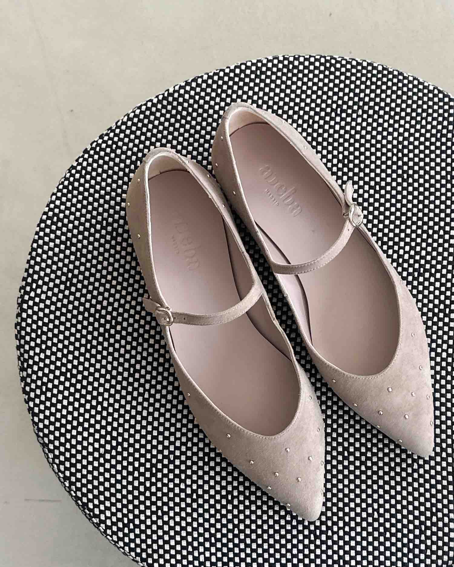 Paris stud topo