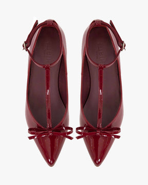 Sweet burgundy