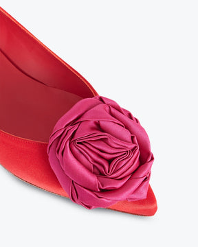 Bloom red