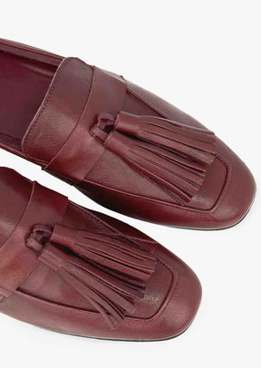AITA Burgundy